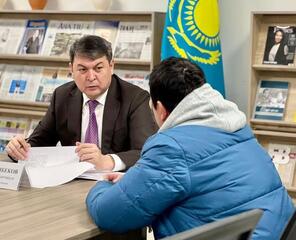 ЗАМЕСТИТЕЛЬ АКИМА ТУРКЕСТАНСКОЙ ОБЛАСТИ ПРИНИМАЛ ЖИТЕЛЕЙ И ВЫСЛУШАЛ ИХ ПРОБЛЕМЫ