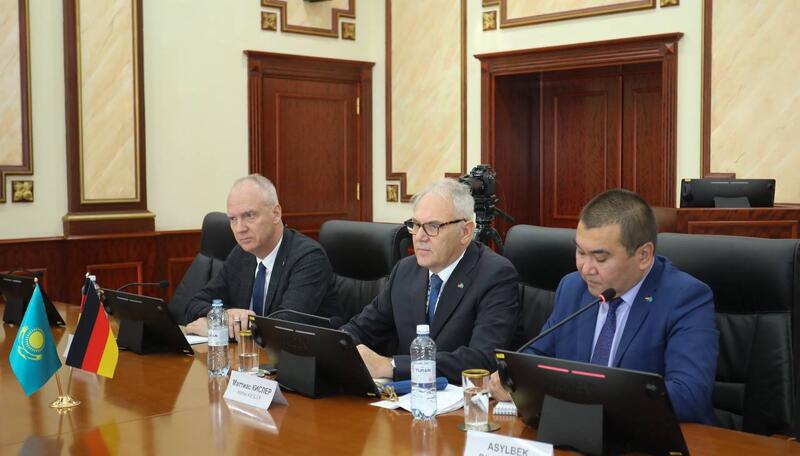 Аким Мангистауской области встретился с Генеральным консулом Республики Германия