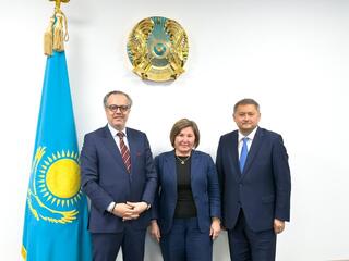 Саясат Нурбек провел встречу с Чрезвычайным и Полномочным Послом Королевства Марокко в Казахстане Мохаммедом Рашидом Маанинум