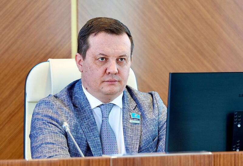 На заседании акимата ВКО рассмотрены актуальные вопросы развития региона