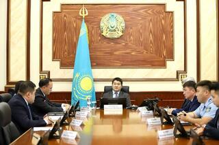 В акимате области обсудили проблему недостроенных домов