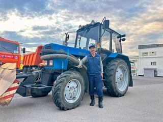 Надежный страж столичной теплосети: опытный механизатор поделился секретами своего трудового пути