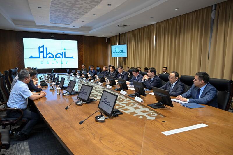 Аким области встретился с инвесторами