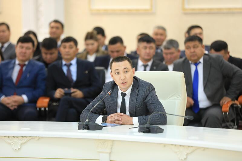 Советник Президента встретился с сельскими акимами Актюбинской области