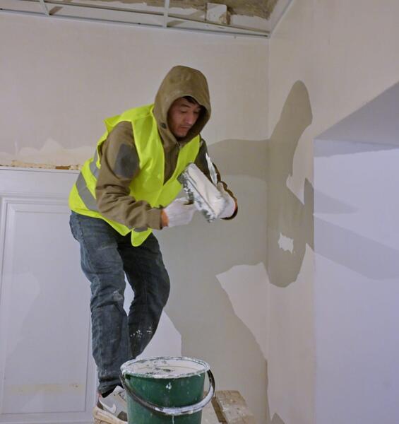 Аким области Асаин Байханов посетил село Кеменгер Павлодарского района, где ознакомился с реализацией крупных инвестиционных проектов и проверил ход строительства физкультурно-оздоровительного комплекса