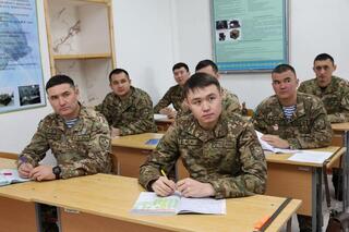 В 2026 году в Казахстане на воинскую службу призовут более 850 офицеров запаса