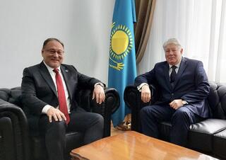 В МИД Казахстана состоялась встреча с Послом России