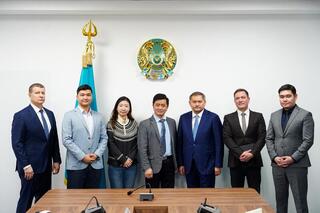 Казахстан укрепляет международное партнерство в области робототехники