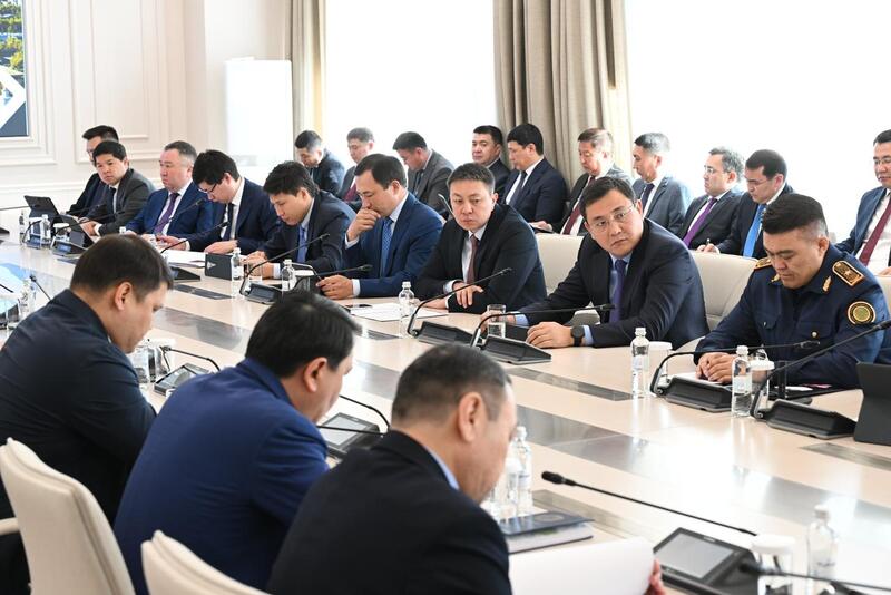 Дархан Сатыбалды поручил усилить меры по повышению безопасности на дорогах Алматы