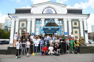 «Таза Қазақстан»: В Астане работники сферы культуры провели экологическую акцию