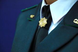 В Актау у осуждённой за мошенничество с пособиями конфисковали квартиру