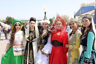 Фестиваль «Бірлік»: в Конаеве прошли масштабные мероприятия ко Дню единства народа Казахстана