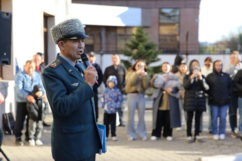 Столичные новобранцы отправились на службу в Десантно-штурмовые войска