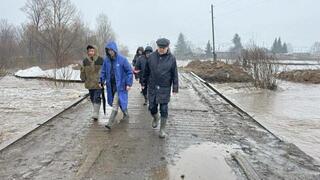 В селе Соловьево района Алтай Восточно-Казахстанской области вода пошла на спад