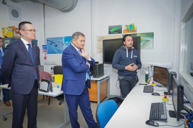 Министр науки и высшего образования РК Саясат Нурбек посетил Coventry University