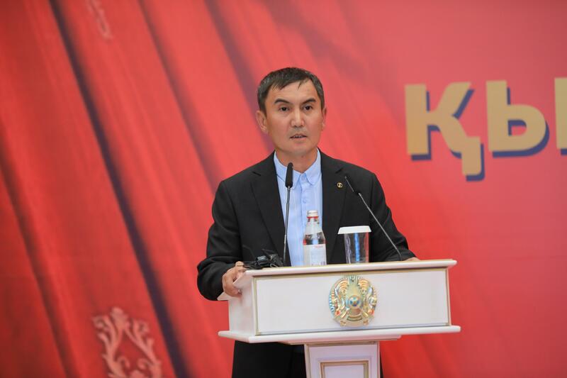 Аким области поздравил работников культуры с профессиональным праздником