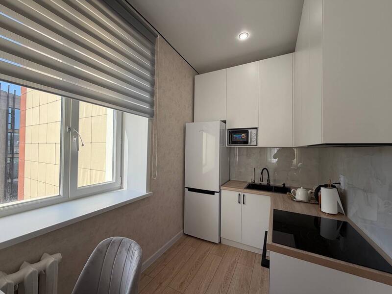 Тепло и забота: семье сотрудника МЧС вручили ключи от квартиры