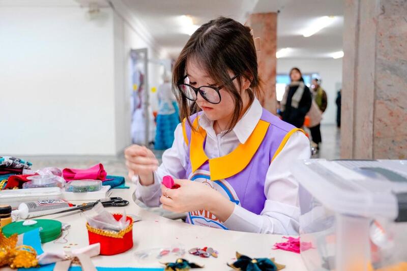 «Школа без смартфонов»: в Астане растет число учащихся, не пользующихся смартфонами во время занятий