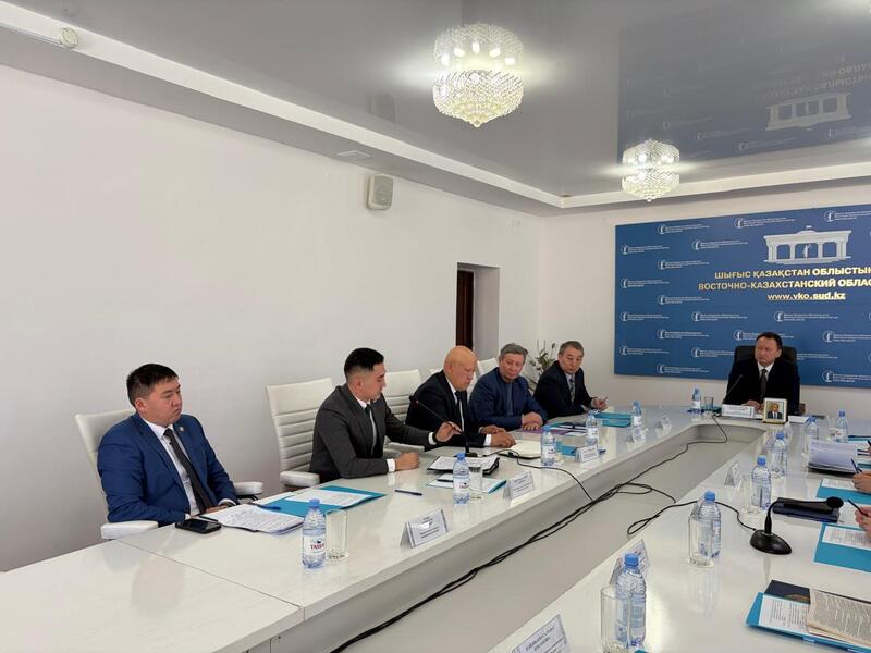 В городе Усть-Каменогорске состоялся круглый стол на тему «Республиканский референдум – 2026