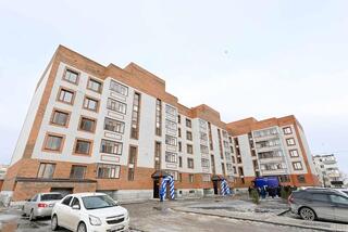 В Семее около 30 семьям вручили ключи от квартир