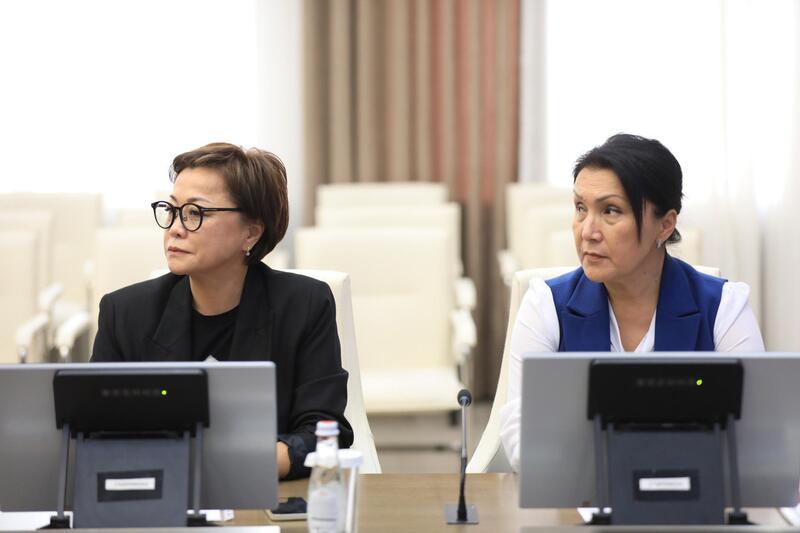 Прошло заседание комиссии по государственным символам при акиме области