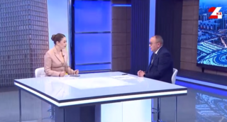 Член Высшего Судебного Совета Ерлан Айтжанов принял участие в программе «Интервью» на телеканале 24KZ, где обсудили прозрачность и эффективность конкурсного отбора судей