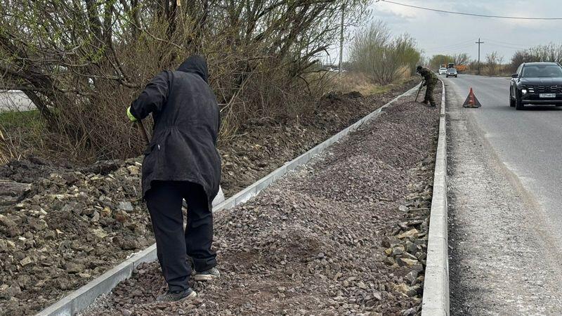 В Караганде строят велодорожку к дачным массивам