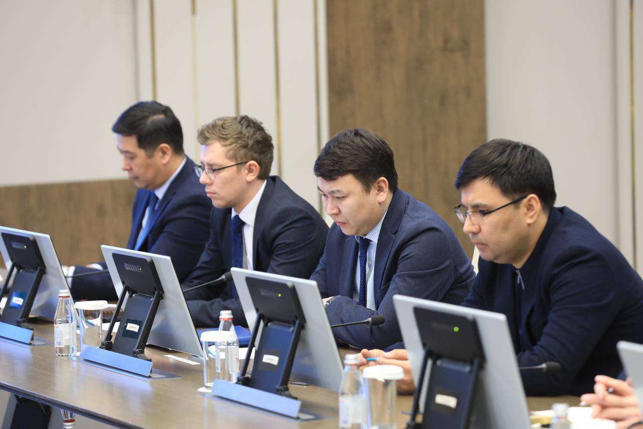 Итоги работы и дальнейшие планы СПК «Актобе» обсудили в областном акимате