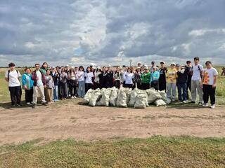 «Таза Қазақстан»: экосубботник Stop Musor провели в Астане
