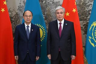 Глава государства принял председателя совета директоров China National Petroleum Corporation (CNPC) Дай Хоуляна