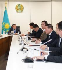 В ТУРКЕСТАНСКОЙ ОБЛАСТИ УВЕЛИЧИВАЮТ ПРОПУСКНУЮ СПОСОБНОСТЬ ТАМОЖЕННЫХ ПОСТОВ, УЛУЧШАЮТ ИНФРАСТРУКТУРУ