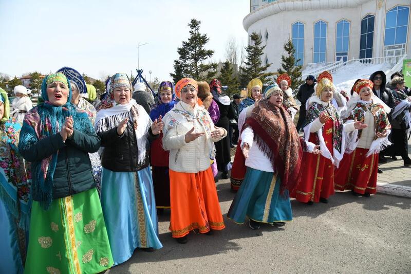 В столице запустили необычный флешмоб ко Дню единства народа Казахстана