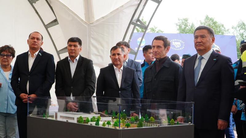 Строительство современного физкультурно-оздоровительного комплекса начали в Степногорске