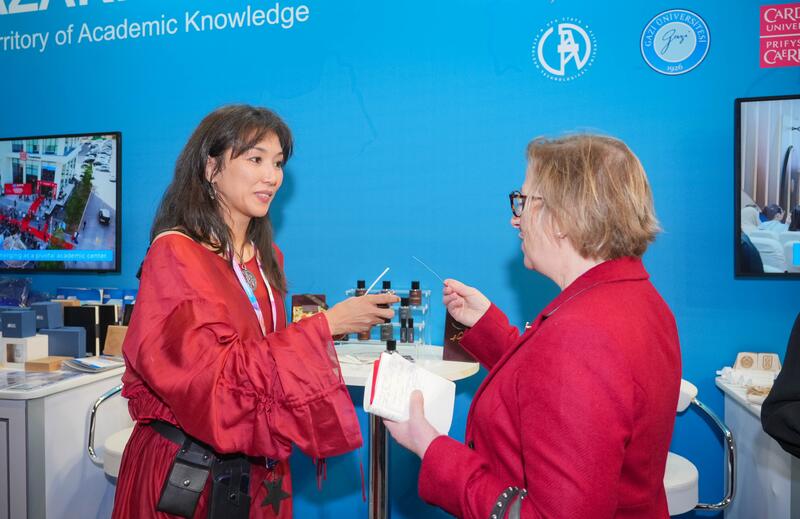 КАЗАХСТАН В ЦЕНТРЕ ОБРАЗОВАТЕЛЬНЫХ ТЕХНОЛОГИЙ НА МЕЖДУНАРОДНОЙ ВЫСТАВКЕ В ЛОНДОНЕ