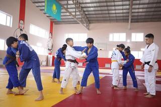 В Мангистау впервые открылся школа-интернат колледж для одарённых в сфере спорта детей