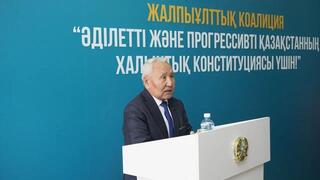 В СЕМЕЕ СОСТОЯЛАСЬ ВСТРЕЧА С КОЛЛЕКТИВОМ ДВОРЦА ТВОРЧЕСТВА ПО ПРОЕКТУ КОНСТИТУЦИИ