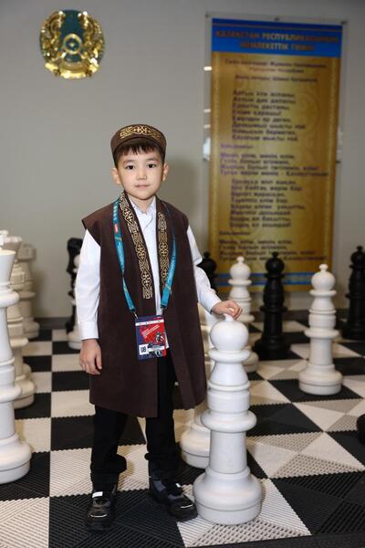 В ЧЕМПИОНАТЕ КАЗАХСТАНА ПО ШАХМАТАМ СРЕДИ ЮНИОРОВ В ТУРКЕСТАНЕ ПРИНИМАЮТ УЧАСТИЕ 1052 СПОРТСМЕНА