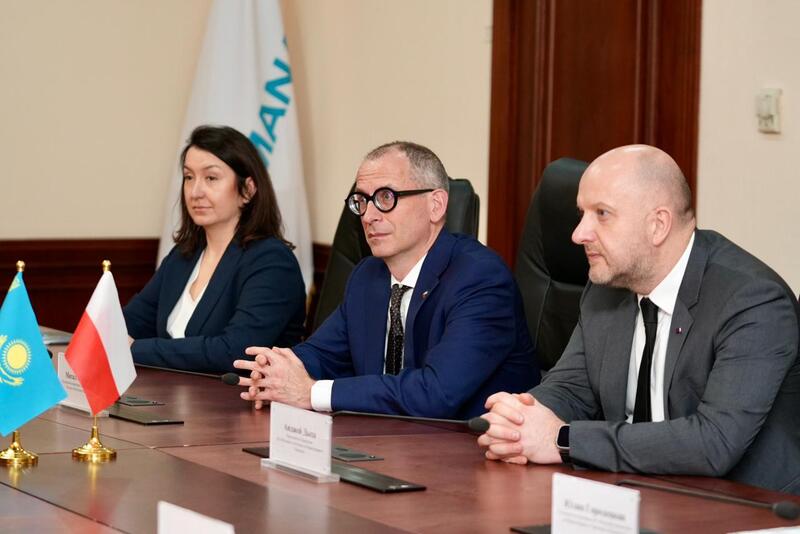 Казахстан и Польша: Санжар Жаркешов обсудил с главой PAIH инвестиции в энергетику и углехимию