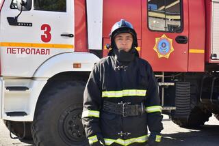 Ровесник Конституции — пример мужества и преданности: старшина Мереке Кенжетаев