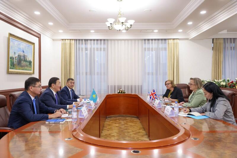 О встрече с Чрезвычайным и Полномочным Послом Соединенного Королевства Великобритании и Северной Ирландии в Казахстане Салли Аксуорси