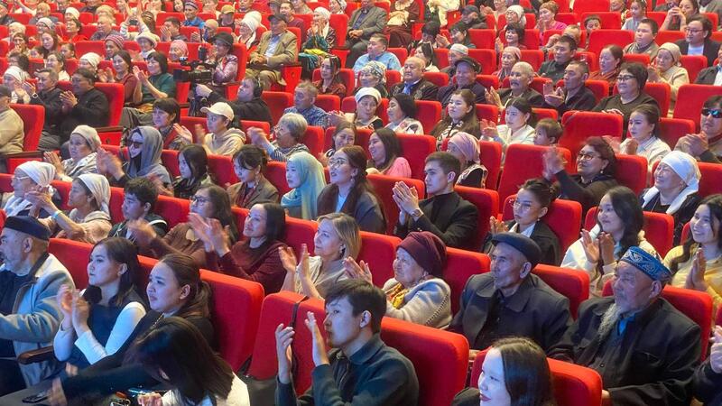 В ВКО состоялся республиканский командный айтыс «Алтайым – алтын бесігім»