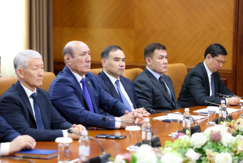 АППАРАТНОЕ СОВЕЩАНИЕ В ШЫМКЕНТЕ: РАССМОТРЕНЫ АКТУАЛЬНЫЕ ВОПРОСЫ