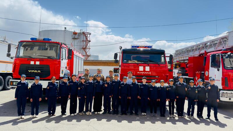 Экскурсия для кадетов: будущее спасателей начинается с детства