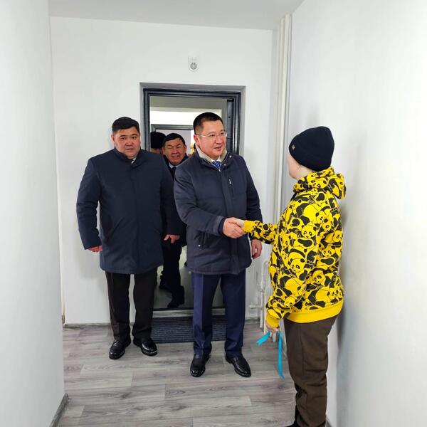 Аким области Асаин Байханов с рабочей поездкой посетил Щербактинский район