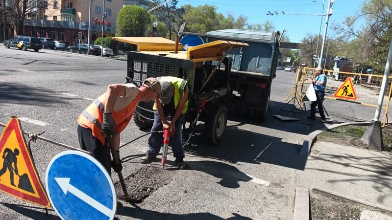 В Талдыкоргане начаты работы по текущему ремонту автомобильных дорог