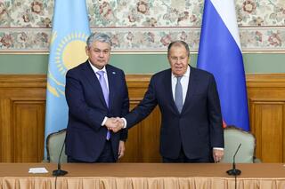 Министр иностранных дел Казахстана посетил с официальным визитом Россию