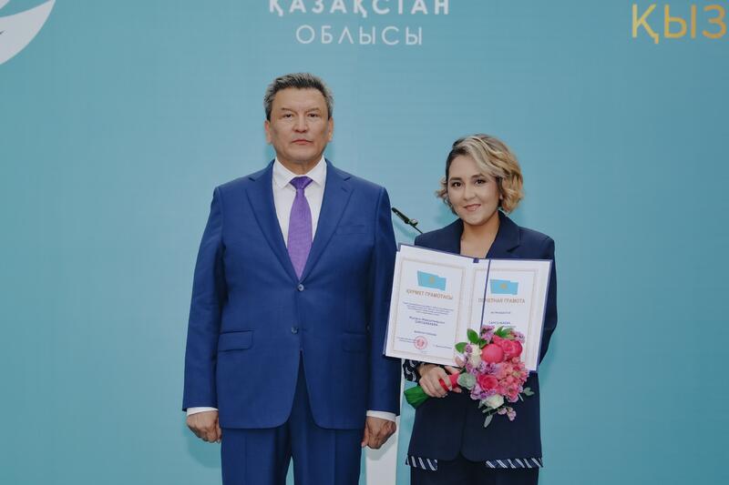 Сегодня свой профессиональный праздник отмечают работники культуры