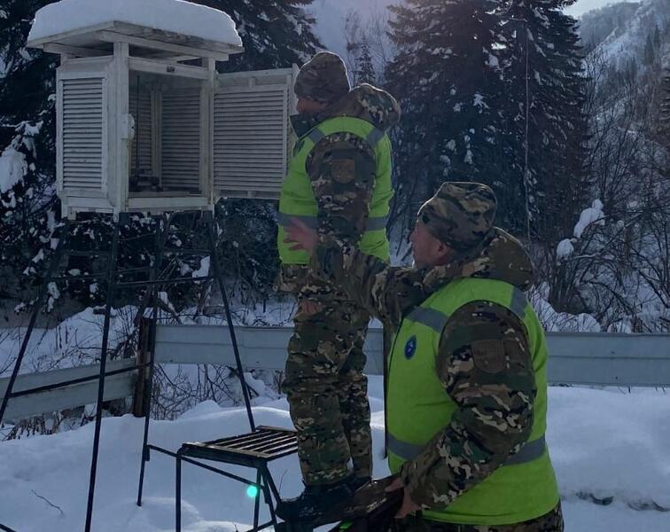 В ВКО проводится мониторинг за лавинной обстановкой