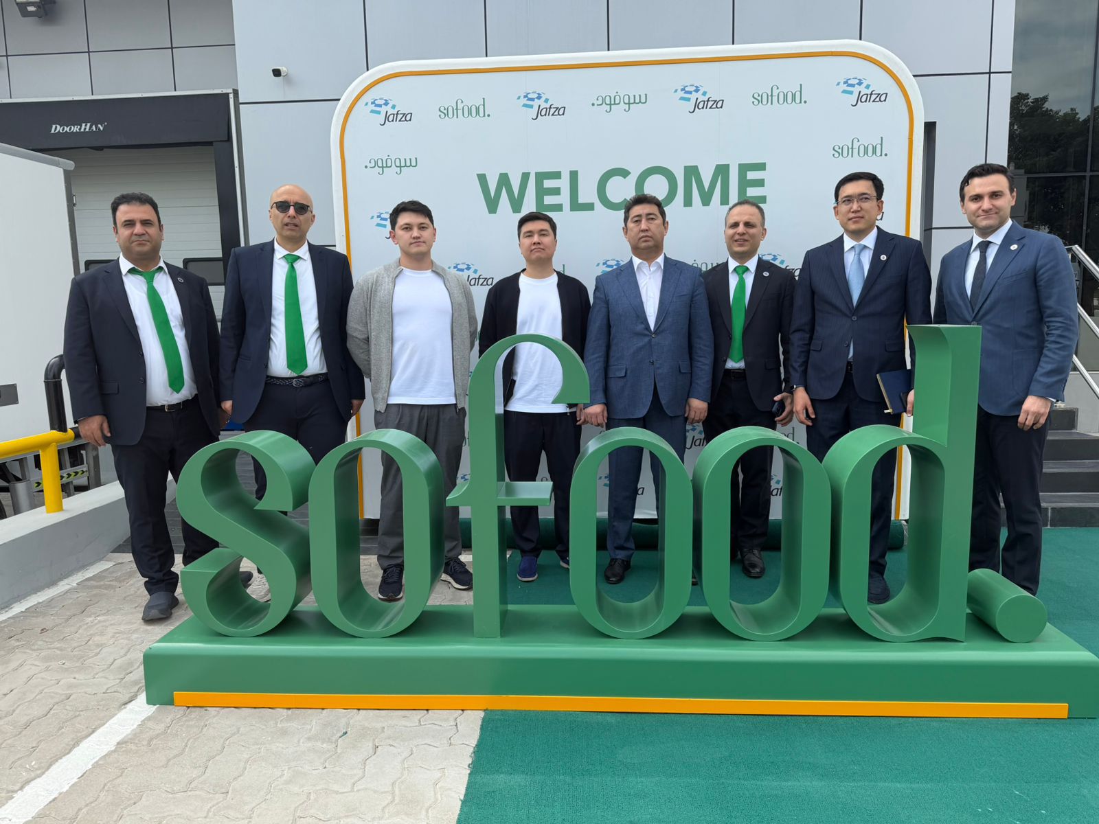 Айдарбек Сапаров провел ряд двусторонних переговоров с бизнес-сообществом ОАЭ