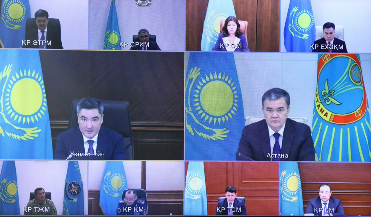 Олжас Бектенов провел совещание по вопросу организации разъяснительной работы в контексте обсуждения проекта новой Конституции